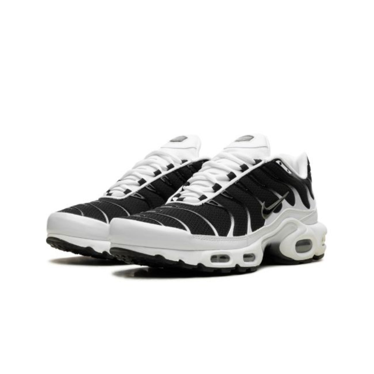 Nike Air Max Plus "Black / White"